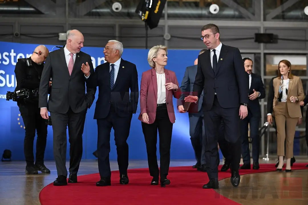 Премиерот Мицкоски на Самитот ЕУ-Западен Балкан (ЕС)